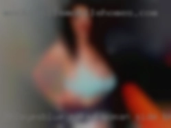 902eyesblue naked woman side breast shots or bending over