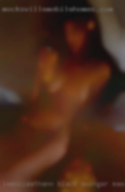 Leeviiaathann black swinger masturbating